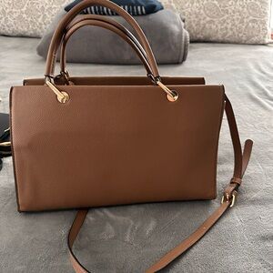 Elegant Brown Leather Handbag